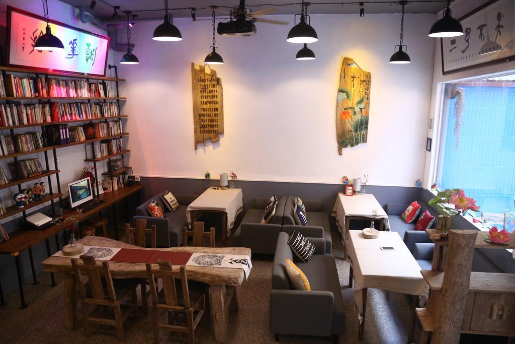 Zhaohuaxishi Youth Hostel Canton Extérieur photo